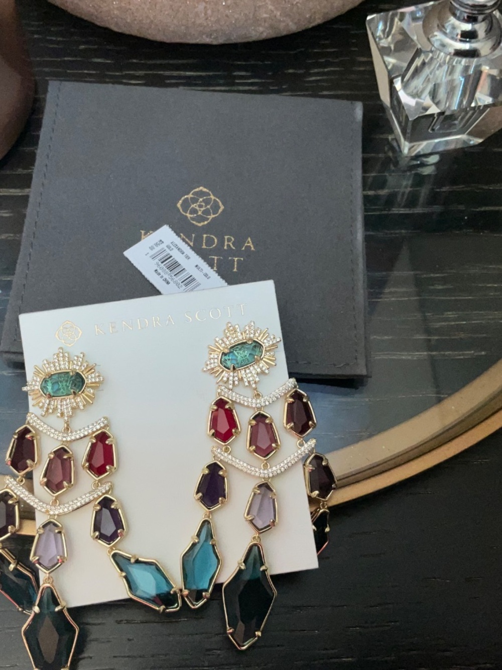 Kendra Scott Alexandria Tiered Statement Earrings in Gold in Multi Mix - Picture 4 of 6